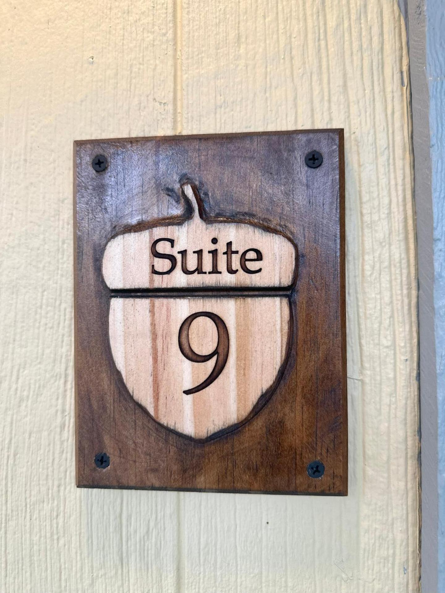 Acorn Hideaways Canton Rustic Old West Frontier Suite Extérieur photo